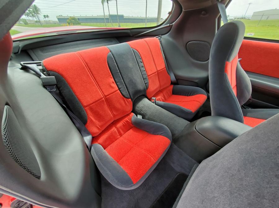 Интерьер Chevrolet Camaro SS (1710) 1996 года  (фото 70 из 101)